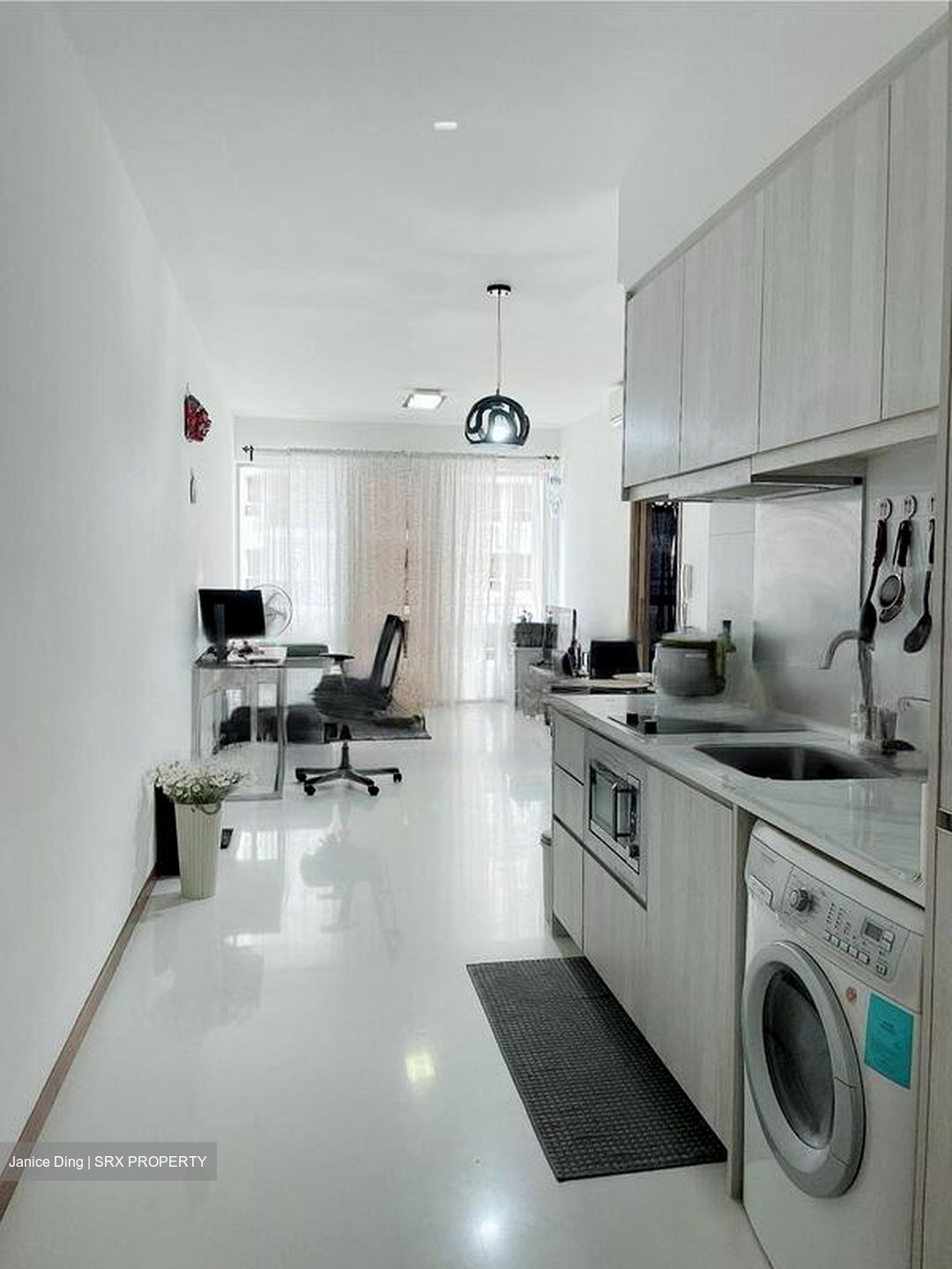 Waterfront Gold (D16), Condominium #453651181
